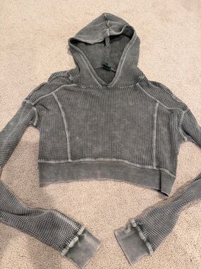 Wild fable olive green Cropped thermal waffle knot hooded top sz small